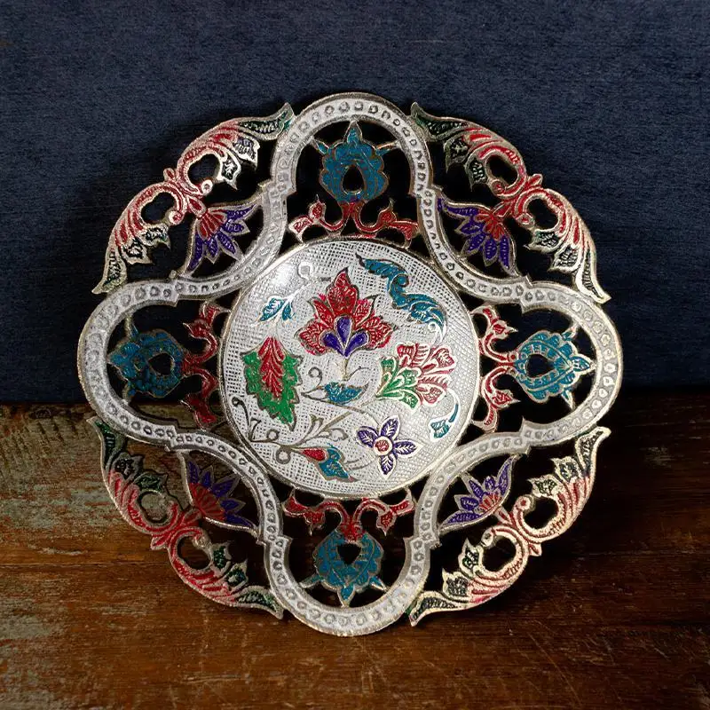 Handmade copper fruit plate painted carved fruit plate snack plate decorative fruit living room coffee table TV cabinet
Handmade copper fruit plate painted carved fruit plate snack plate decorative fruit living room coffee table TV cabinet