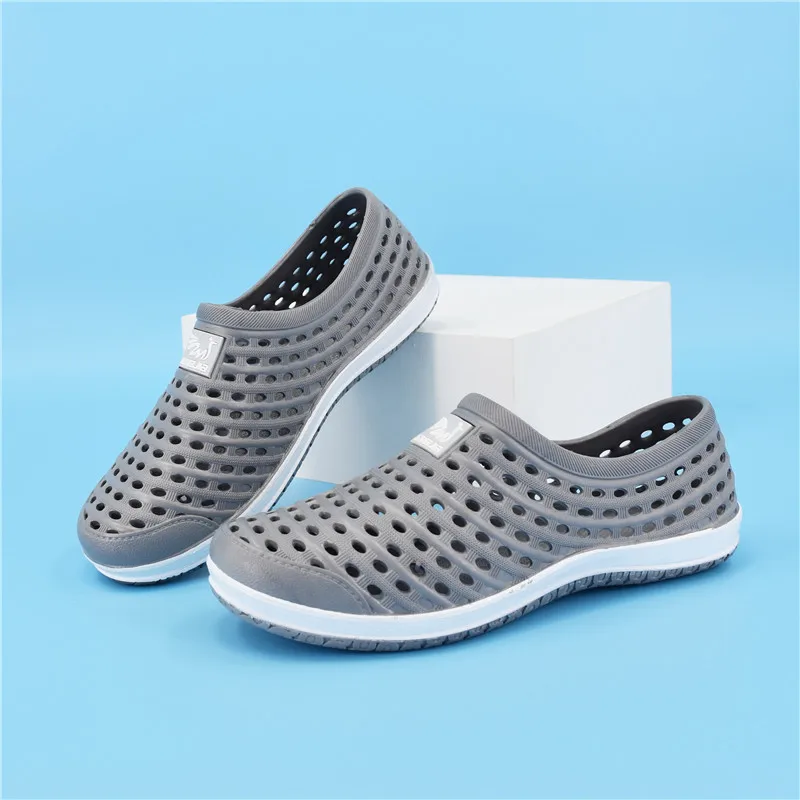 New Men's Summer Outdoor Casual Sandals Breathable Slip-On Water Shoes Anti-Slip Beach Shoes Durable Rubber Sole Comfortable
New Men's Summer Outdoor Casual Sandals Breathable Slip-On Water Shoes Anti-Slip Beach Shoes Durable Rubber Sole Comfortable