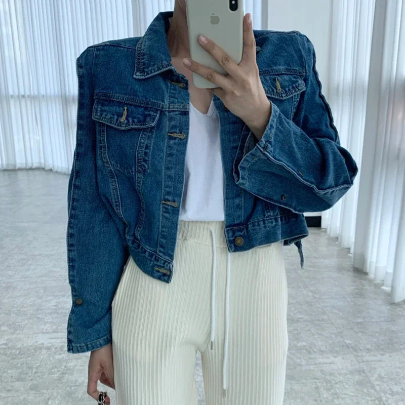 2025 Autumn Vintage Women Washed Blue Short Denim Jacket Casual Loose Single-breasted Long Sleeve Jeans Jacket Jaqueta Feminina
2025 Autumn Vintage Women Washed Blue Short Denim Jacket Casual Loose Single-breasted Long Sleeve Jeans Jacket Jaqueta Feminina