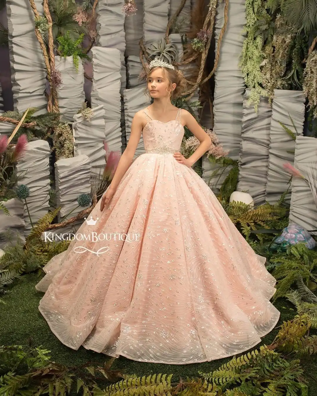 Princess Pink Flower Girl Dress for Wedding Sweetheart Floor Lenght Kids Birthday Party First Communion Gowns Customized
Princess Pink Flower Girl Dress for Wedding Sweetheart Floor Lenght Kids Birthday Party First Communion Gowns Customized