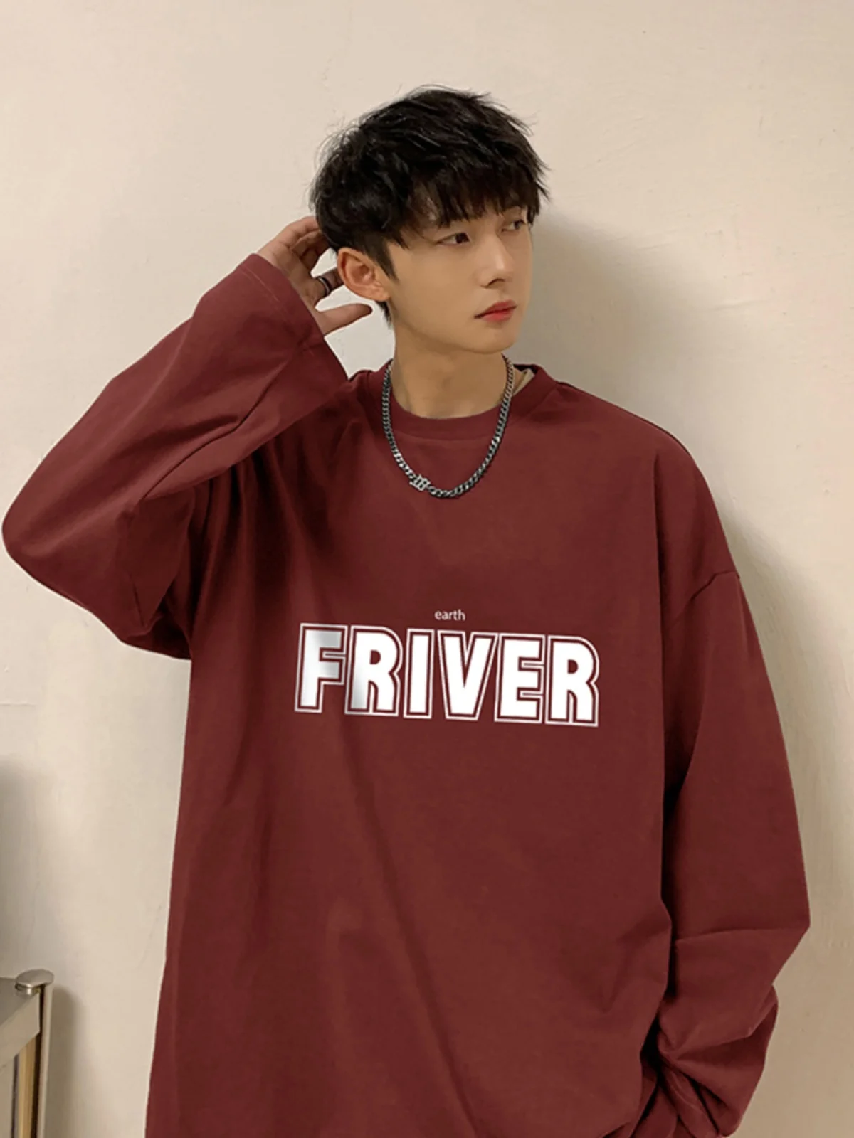 Мужская тонкая футболка-худи в стиле ретро, цвет винный красный, модный бренд, повседневная базовая одежда
Мужская тонкая футболка-худи в стиле ретро, цвет винный красный, модный бренд, повседневная базовая одежда