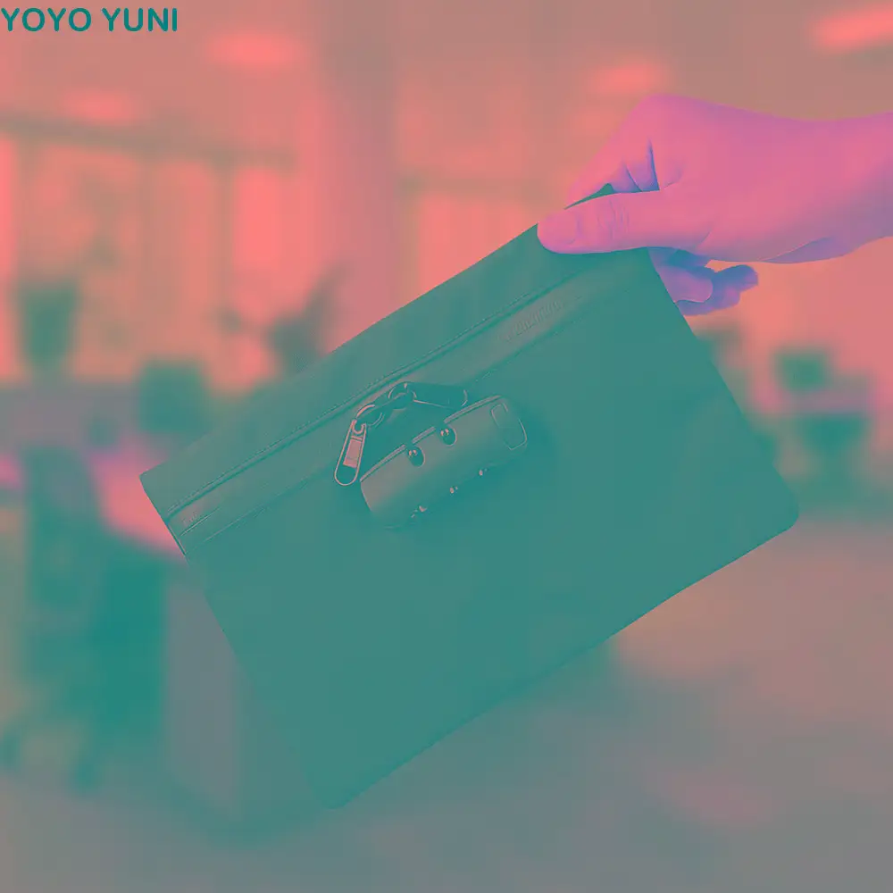 Combination Lock Money Bag with Lock Canvas Zip Closure Portable Locking Pouch Portable Waterproof Security Document Bag
Combination Lock Money Bag with Lock Canvas Zip Closure Portable Locking Pouch Portable Waterproof Security Document Bag