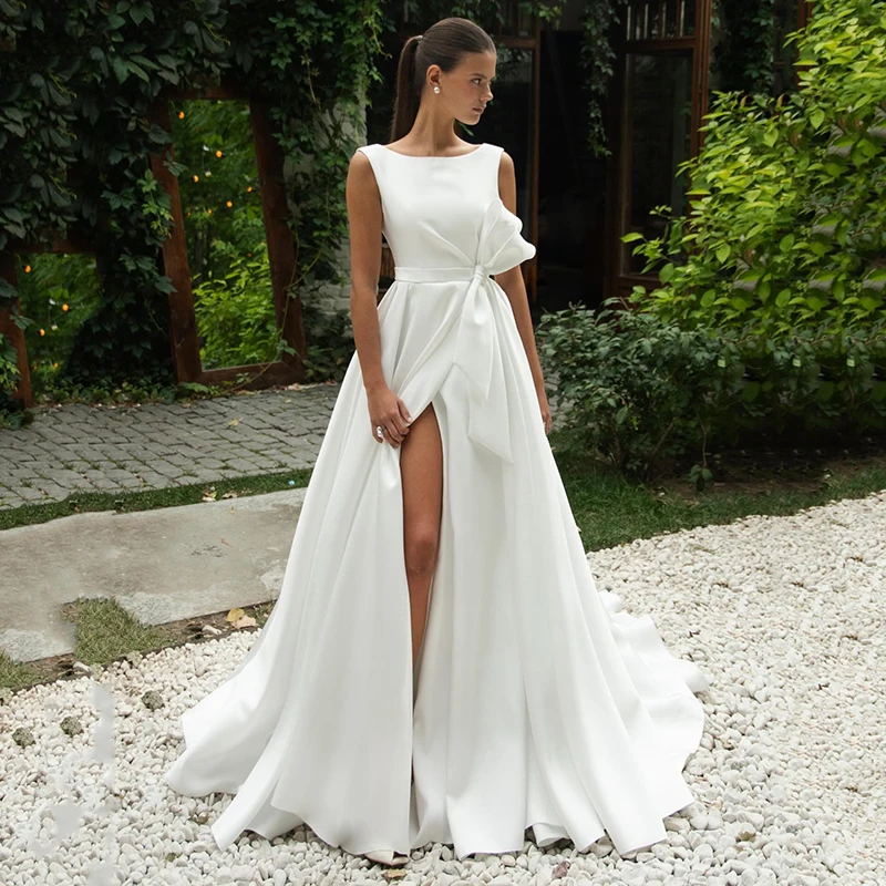 Eightree Simple A-Line Wedding Dresses Scoop Neck Sleeveless Side Slit Bridal Dress Princess Wedding Ball Prom Gowns Customized
Eightree Simple A-Line Wedding Dresses Scoop Neck Sleeveless Side Slit Bridal Dress Princess Wedding Ball Prom Gowns Customized