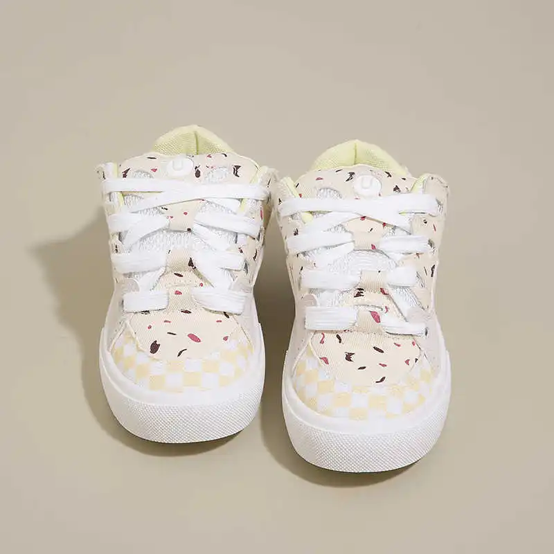 Ботинки на плоской подошве с круглым носком и большой подошвой, женские молодежные кроссовки для скейтбординга, весенняя обувь, спортивная обувь высокого качества Saoatenis
Ботинки на плоской подошве с круглым носком и большой подошвой, женские молодежные кроссовки для скейтбординга, весенняя обувь, спортивная обувь высокого качества Saoatenis