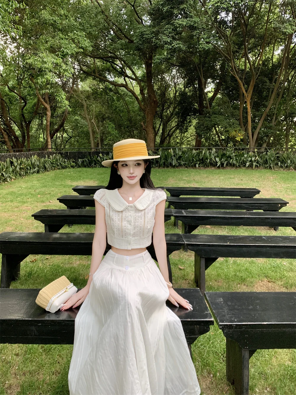 Soft Style Short Sleeve Doll Collar Top And High Waist A-Line Skirt Two-Piece Set Summer Fashion Women's Clothing Casual Wear
Soft Style Short Sleeve Doll Collar Top And High Waist A-Line Skirt Two-Piece Set Summer Fashion Women's Clothing Casual Wear