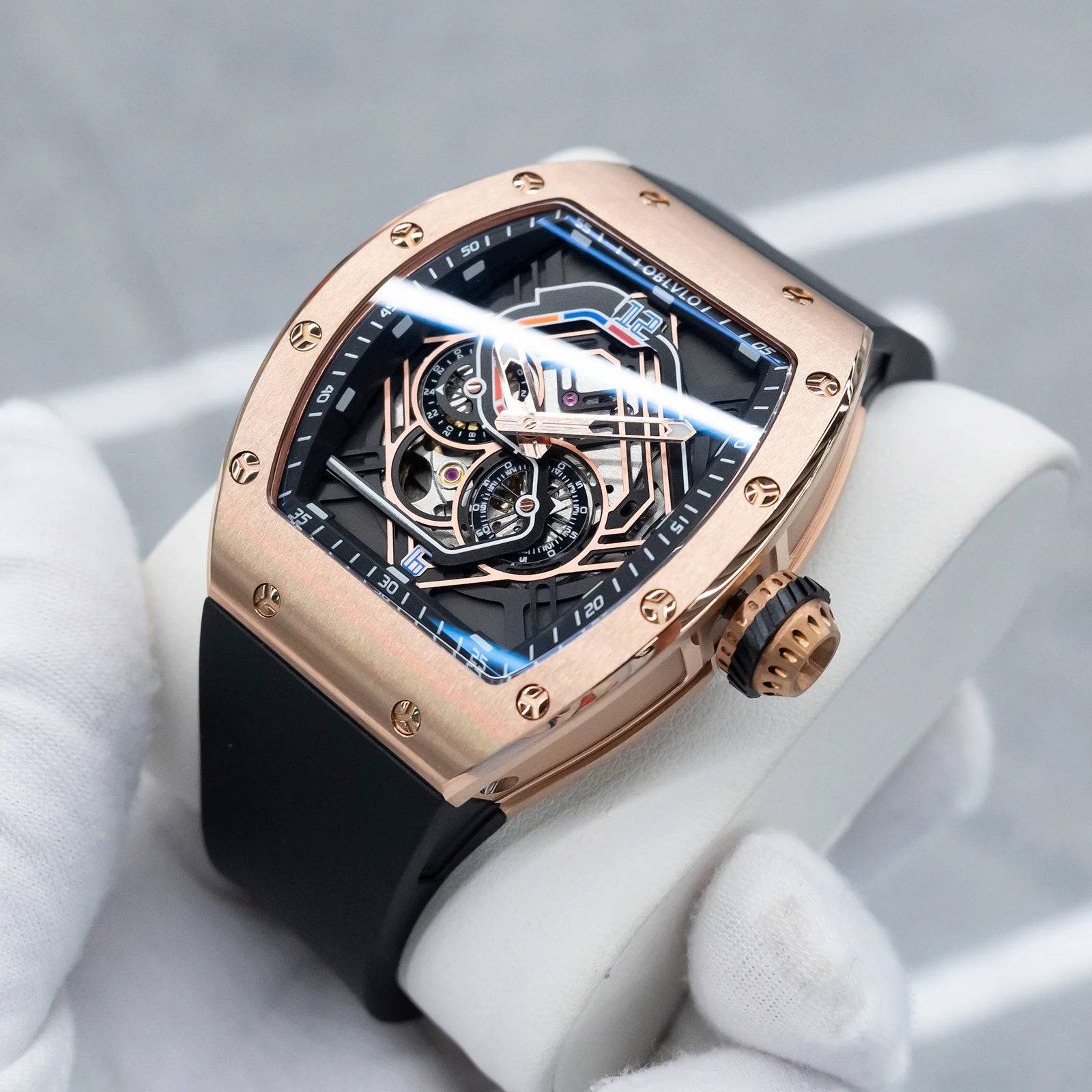 OBLVLO Luxury Mens Rose Gold Racing Design Mechanical Watch Fashion Tonneau Skeleton Black Rubber Sport Wristwatches XM-RACING
OBLVLO Luxury Mens Rose Gold Racing Design Mechanical Watch Fashion Tonneau Skeleton Black Rubber Sport Wristwatches XM-RACING