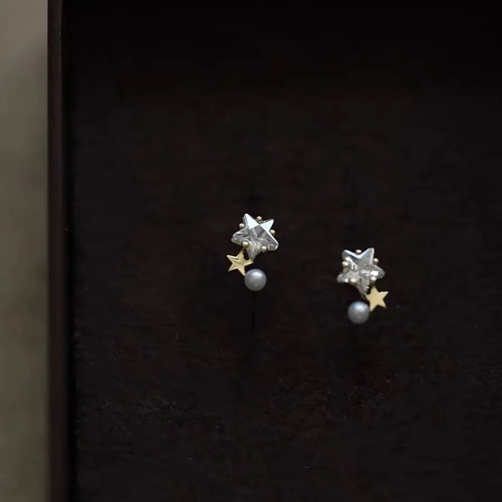 Cute Arc Size Star Zircon Pearl Stud Earrings 925 Sterling Silver 14k Gold Plated Earring for Women Temperament Simple Jewelry
Cute Arc Size Star Zircon Pearl Stud Earrings 925 Sterling Silver 14k Gold Plated Earring for Women Temperament Simple Jewelry