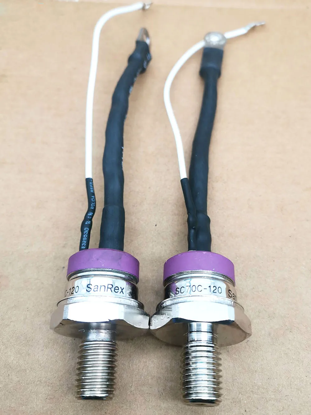 SC70C-120 Transistor Thyristor
SC70C-120 Transistor Thyristor