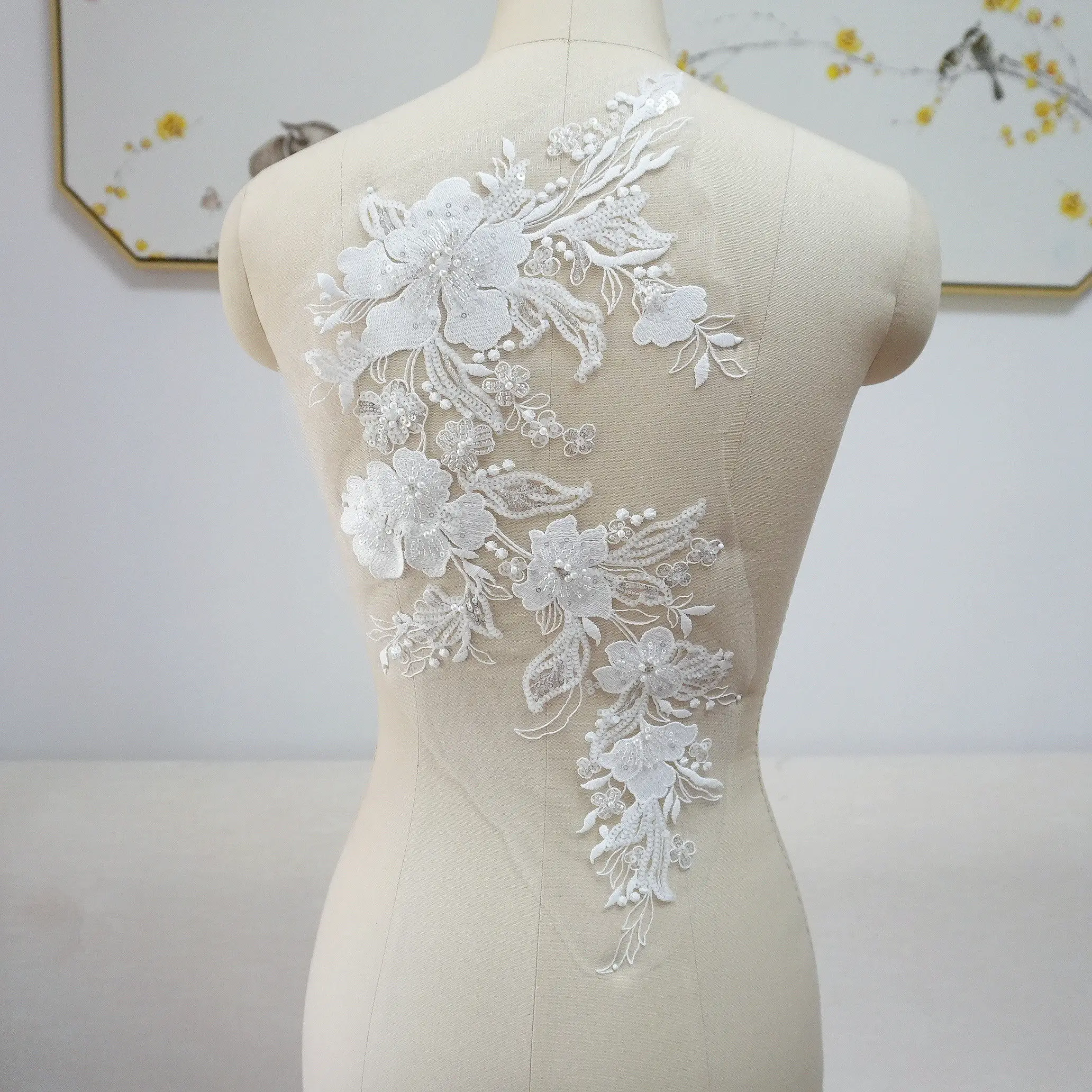 Свадебная хлопковая кружевная ткань с жемчугом и блестками из бисера, цветочный материал, вышитая спина, аппликация, аксессуары для свадебных платьев
Свадебная хлопковая кружевная ткань с жемчугом и блестками из бисера, цветочный материал, вышитая спина, аппликация, аксессуары для свадебных платьев