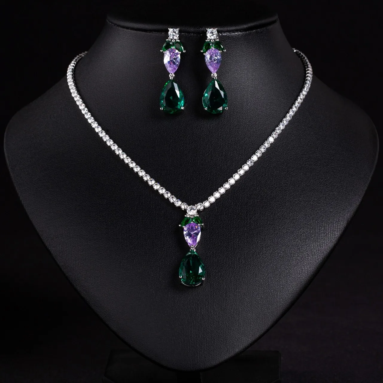 Simple Multicolor Green Water Pearl Necklace Earrings Light Luxury Jewelry Set Dubai Women Everyday Party Prom Gift M-681
Simple Multicolor Green Water Pearl Necklace Earrings Light Luxury Jewelry Set Dubai Women Everyday Party Prom Gift M-681