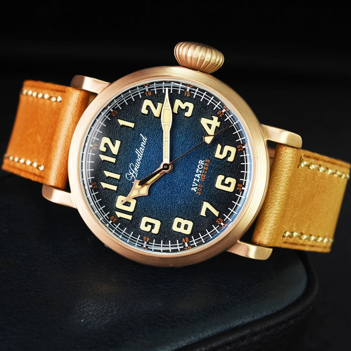 Hruodland 2024 New Bronze Pilot Men's Automatic Mechanical Watch Luxury Sapphire Leather Waterproof Sport 30Bar Glow C3 reloj ho
Hruodland 2024 New Bronze Pilot Men's Automatic Mechanical Watch Luxury Sapphire Leather Waterproof Sport 30Bar Glow C3 reloj ho