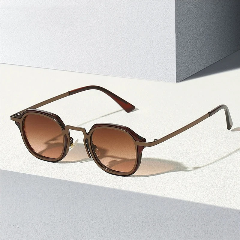 Ретро-панк солнцезащитные очки в квадратной оправе унисекс, металлические оправы, защита от УФ-излучения для улицы, дизайнерские классические очки для вождения
Ретро-панк солнцезащитные очки в квадратной оправе унисекс, металлические оправы, защита от УФ-излучения для улицы, дизайнерские классические очки для вождения