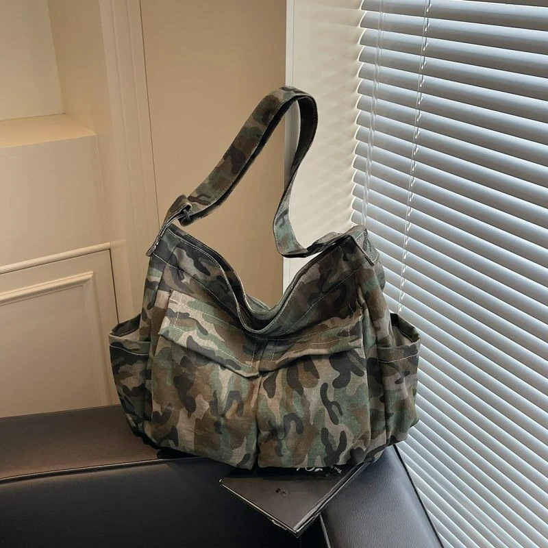 Camouflage 2025 New Large Capacity Postman Ins Versatile Tote Student Single Shoulder Crossbody Bags
Camouflage 2025 New Large Capacity Postman Ins Versatile Tote Student Single Shoulder Crossbody Bags