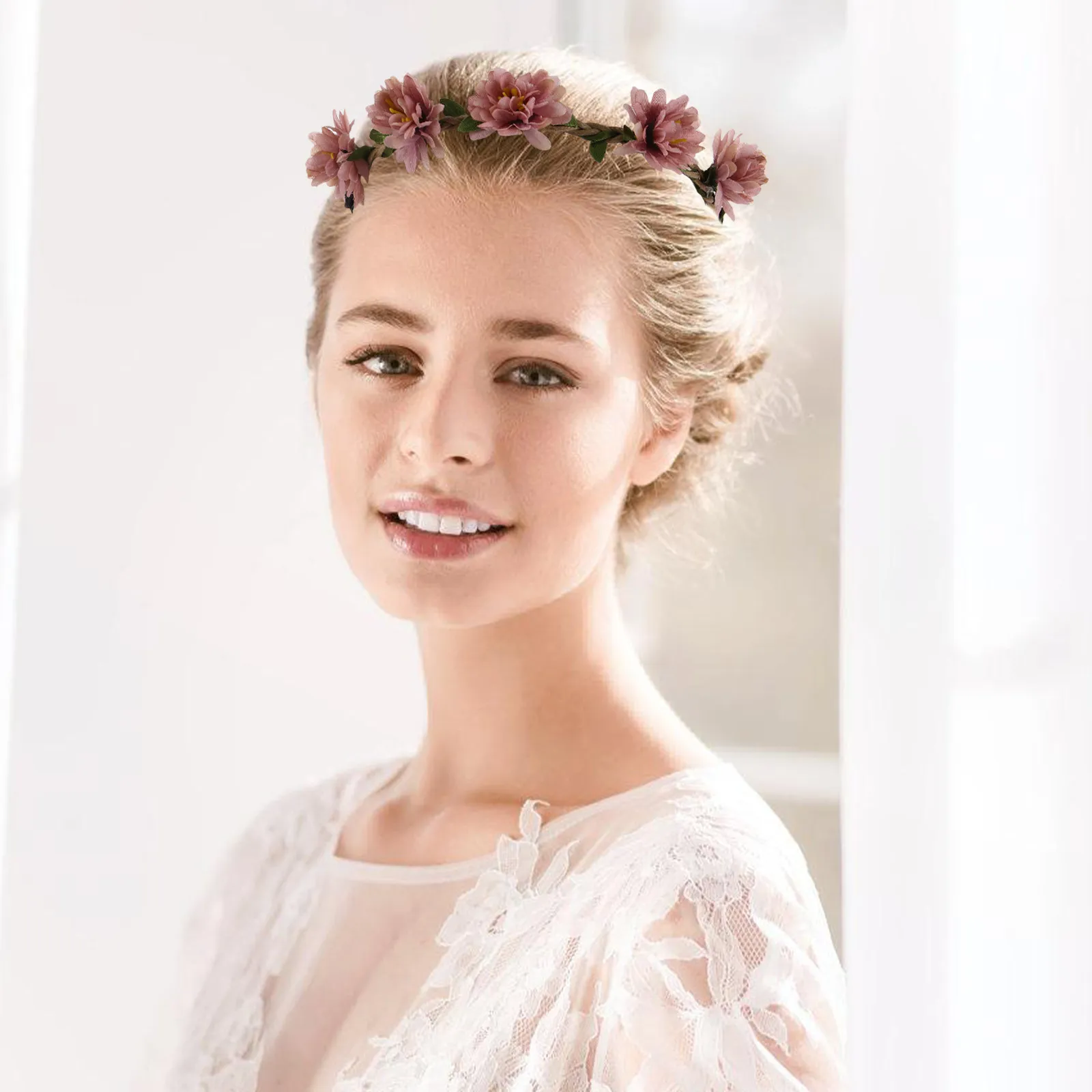 5Pcs Daisy Flower Headband for Women Delicate Cloth Flowers Braided Rope Adjustable Hairband for Parties Weddings Festivals
5Pcs Daisy Flower Headband for Women Delicate Cloth Flowers Braided Rope Adjustable Hairband for Parties Weddings Festivals