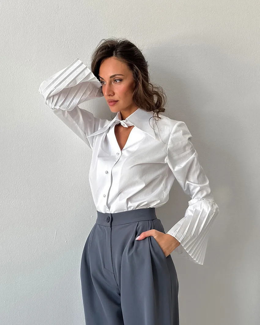 Hollow Out Pleated Flare Sleeve Shirt Women Summer Fashion Pearl Buttons Loose Shirts Blouses Lady Casual Elegant Blouse Tops
Hollow Out Pleated Flare Sleeve Shirt Women Summer Fashion Pearl Buttons Loose Shirts Blouses Lady Casual Elegant Blouse Tops