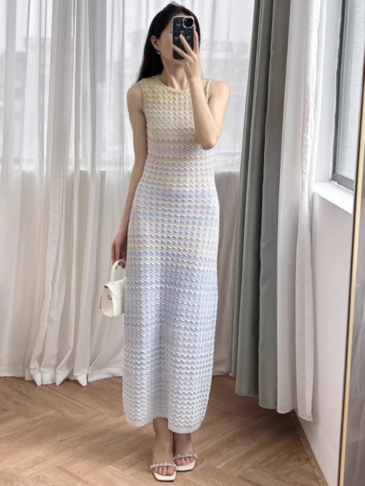 SMTHMA Holiday Style Knitted Dress For Women Summer 2025 New French High-End Temperament Sleeveless Long Dresses
SMTHMA Holiday Style Knitted Dress For Women Summer 2025 New French High-End Temperament Sleeveless Long Dresses