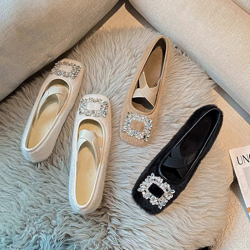 Women Square Head Rhinestone Shallow Mouth Hairy Single Shoes Winter Soft Warm Coomfortable Versatile Plush Flats Fashion
Women Square Head Rhinestone Shallow Mouth Hairy Single Shoes Winter Soft Warm Coomfortable Versatile Plush Flats Fashion