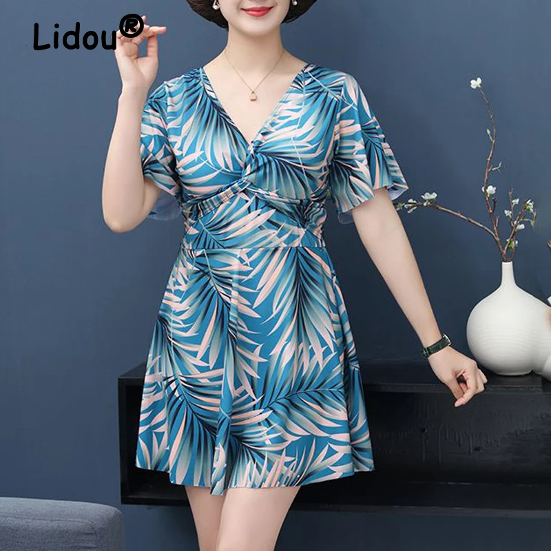 Women Elegant Fashion Floral Print Two Piece Swimsuit Summer V Neck Short Sleeve Push Up Beach Mini Dress Swimwear Bathing Suits
Women Elegant Fashion Floral Print Two Piece Swimsuit Summer V Neck Short Sleeve Push Up Beach Mini Dress Swimwear Bathing Suits