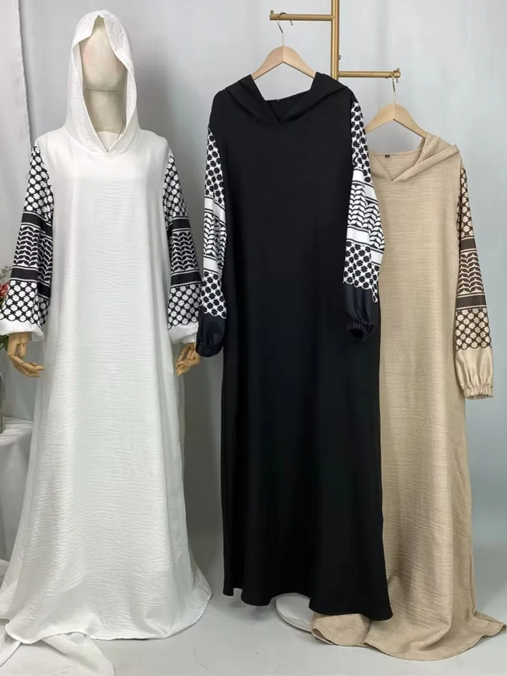 Abaya for Women Print Hooded Dresses Kaftan Ramadan Jalabiya Morocco Dubai Eid Muslim Abayas 2025 Islam Vestidos Arab Long Robe
Abaya for Women Print Hooded Dresses Kaftan Ramadan Jalabiya Morocco Dubai Eid Muslim Abayas 2025 Islam Vestidos Arab Long Robe