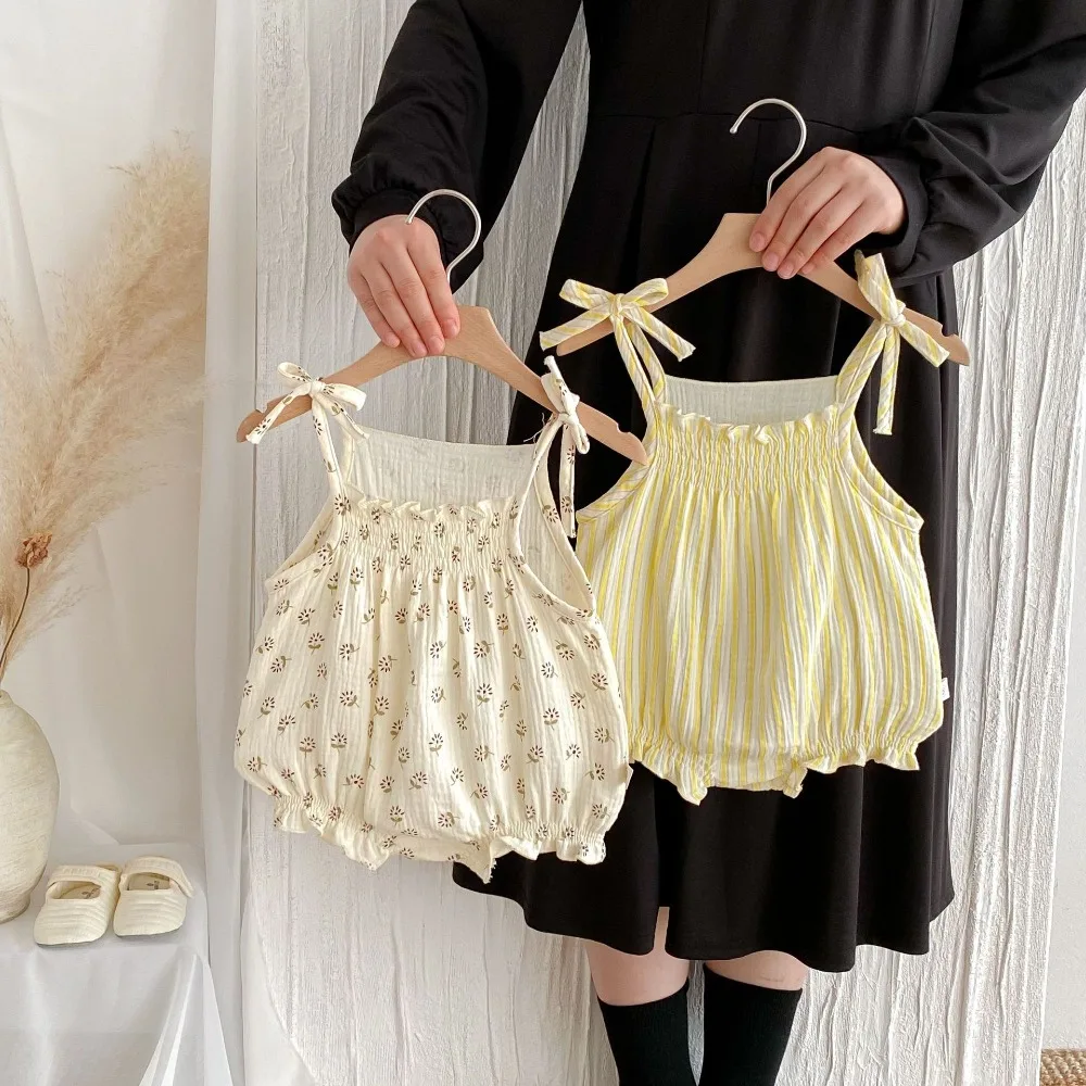 Cute Newborn Baby Girl Flower Romper 0-2Years Infant Sleeveless Strap Striped Cotton Bodysuit Outfits Loose Summer Clothes
Cute Newborn Baby Girl Flower Romper 0-2Years Infant Sleeveless Strap Striped Cotton Bodysuit Outfits Loose Summer Clothes