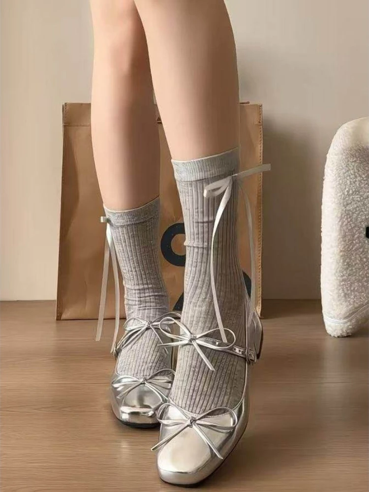 Women French Design Mary Jane Shoes Black Patent Leather Shallow Opening One Strap Bow Decoration Round Toe Sturdy Chunky Heel
Women French Design Mary Jane Shoes Black Patent Leather Shallow Opening One Strap Bow Decoration Round Toe Sturdy Chunky Heel