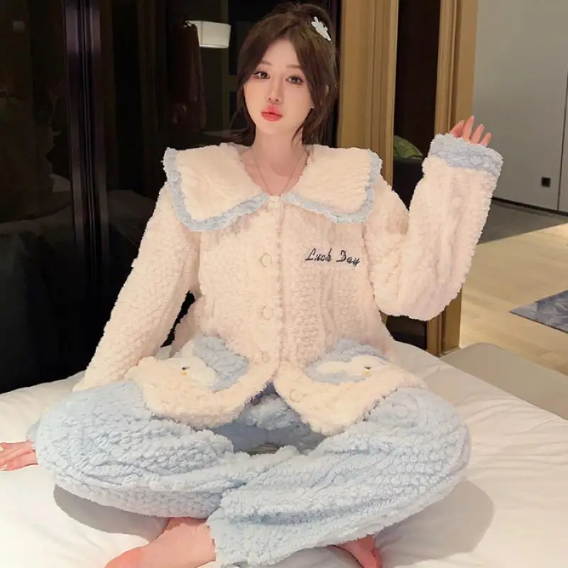 Новинка, милая плюшевая Пижама Sanrio Cinnamoroll, домашняя одежда, воротник с лацканами, утепленный мультяшный милый Рождественский подарок для девочек
Новинка, милая плюшевая Пижама Sanrio Cinnamoroll, домашняя одежда, воротник с лацканами, утепленный мультяшный милый Рождественский подарок для девочек