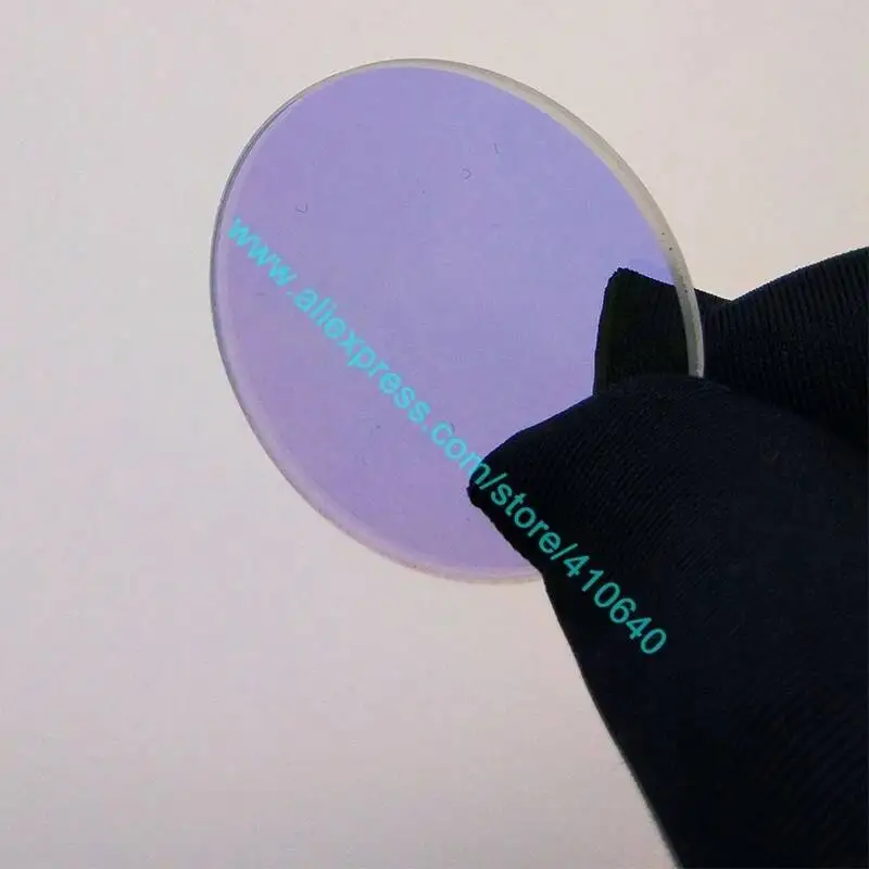 1 Piece YAG laser machine protective quartz len 38X2 mm with both side 1064 nm film suitable for 0-2000 W laser machine
1 Piece YAG laser machine protective quartz len 38X2 mm with both side 1064 nm film suitable for 0-2000 W laser machine