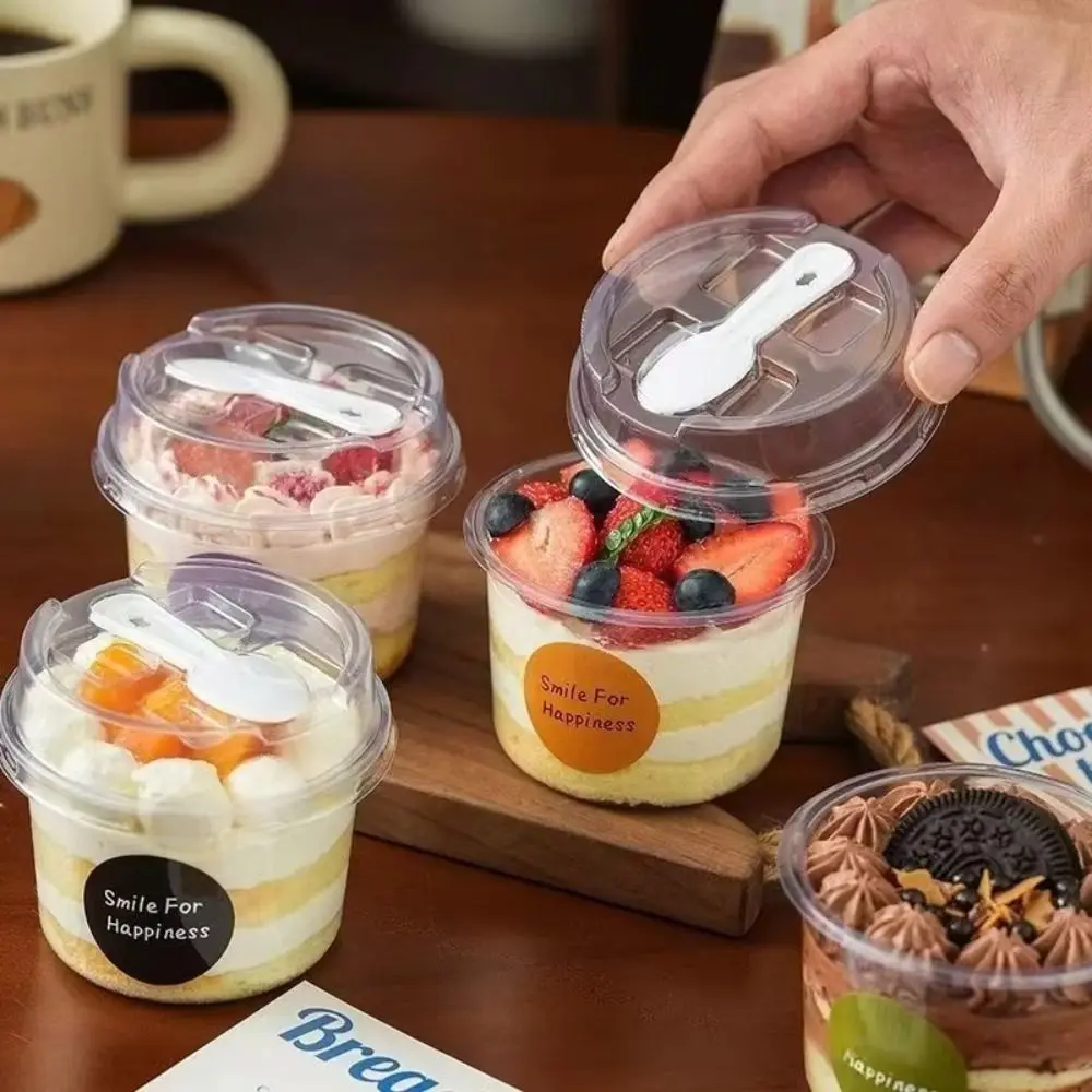 50Pcs Disposable Pudding Cups Round Transparent Party Cups with Lids Spoons Mousse Cake Boxes
50Pcs Disposable Pudding Cups Round Transparent Party Cups with Lids Spoons Mousse Cake Boxes