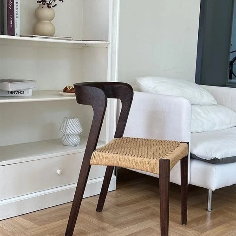 Nordic solid wood rope dining chair designer backrest retro home table and chair
Nordic solid wood rope dining chair designer backrest retro home table and chair