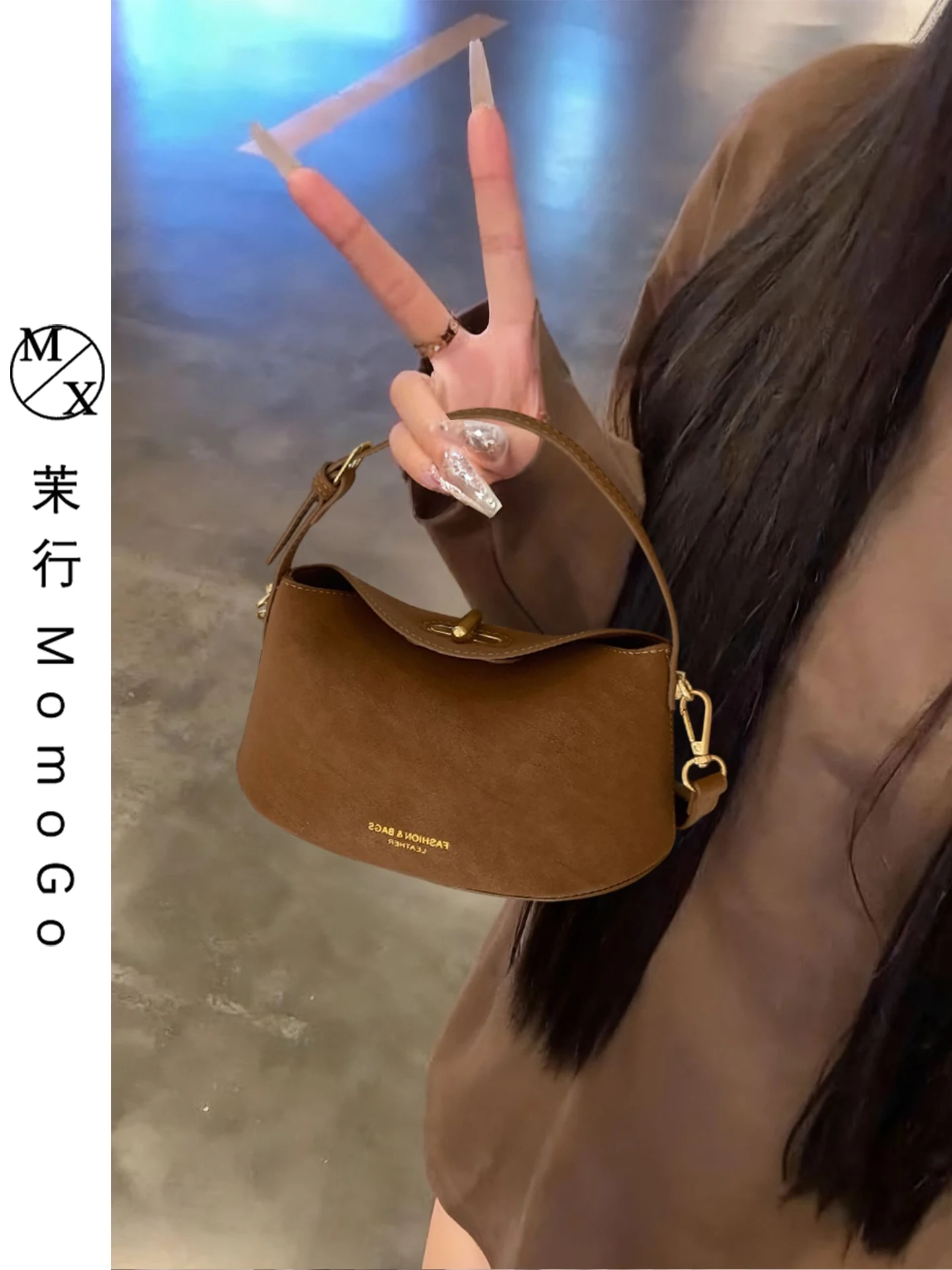 Женская сумка через плечо Ele Commuter, роскошная матовая сумка-клатч для работы и повседневного использования, квадратная сумка из искусственной кожи PU.
Женская сумка через плечо Ele Commuter, роскошная матовая сумка-клатч для работы и повседневного использования, квадратная сумка из искусственной кожи PU.