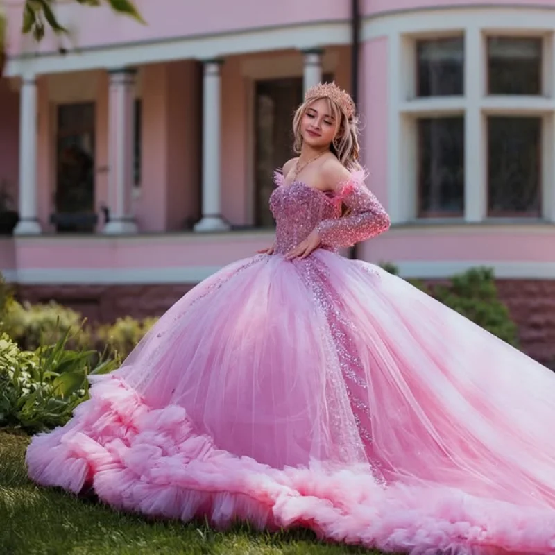 Customized Pink Off Shoulder Quinceanera Dress Lace sequin applique crystal layering feather trailing vestidos de 15 Quinceanera
Customized Pink Off Shoulder Quinceanera Dress Lace sequin applique crystal layering feather trailing vestidos de 15 Quinceanera