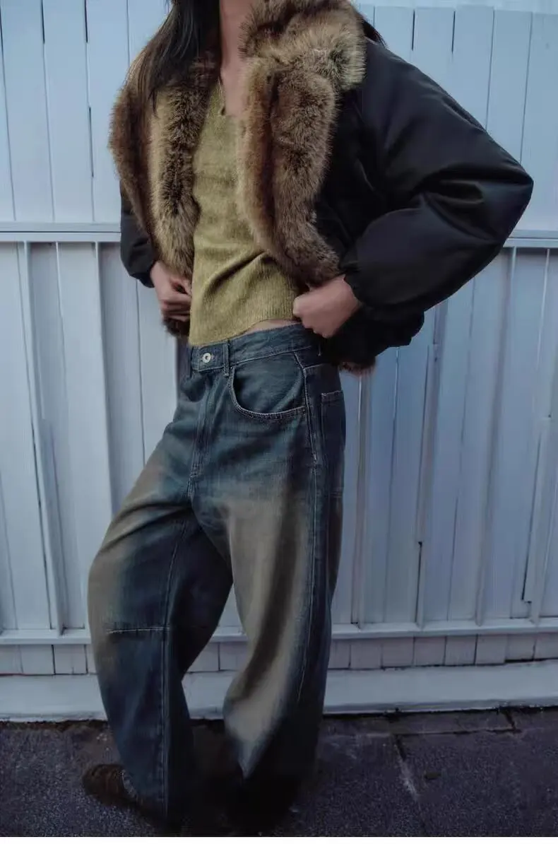 Faionable ort Cotton Jaet with Large Fur Collar Street Sle Loose Fit Regular Sve Long Winter Coat without Hood
Faionable ort Cotton Jaet with Large Fur Collar Street Sle Loose Fit Regular Sve Long Winter Coat without Hood