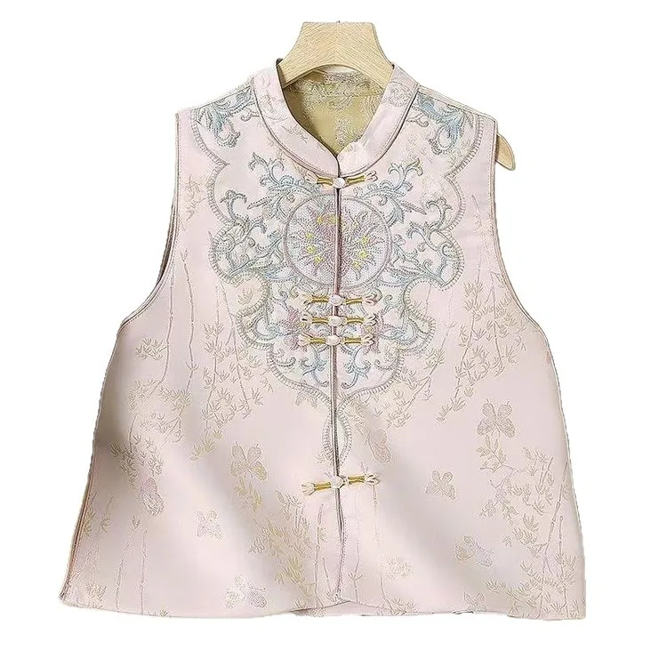 Retro Buckle Vest Women Jacquard Embroidery Coat 2026 New Chinese Vest Autumn Sleeveless Jacket Cardigan Female Tops Waistcoat
Retro Buckle Vest Women Jacquard Embroidery Coat 2026 New Chinese Vest Autumn Sleeveless Jacket Cardigan Female Tops Waistcoat