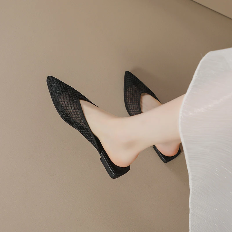 Hollow Mesh Slippers for Women, Summer Fashionable Pointed Toe Women's Shoes for Outdoor Wear2026New women's
Hollow Mesh Slippers for Women, Summer Fashionable Pointed Toe Women's Shoes for Outdoor Wear2026New women's
