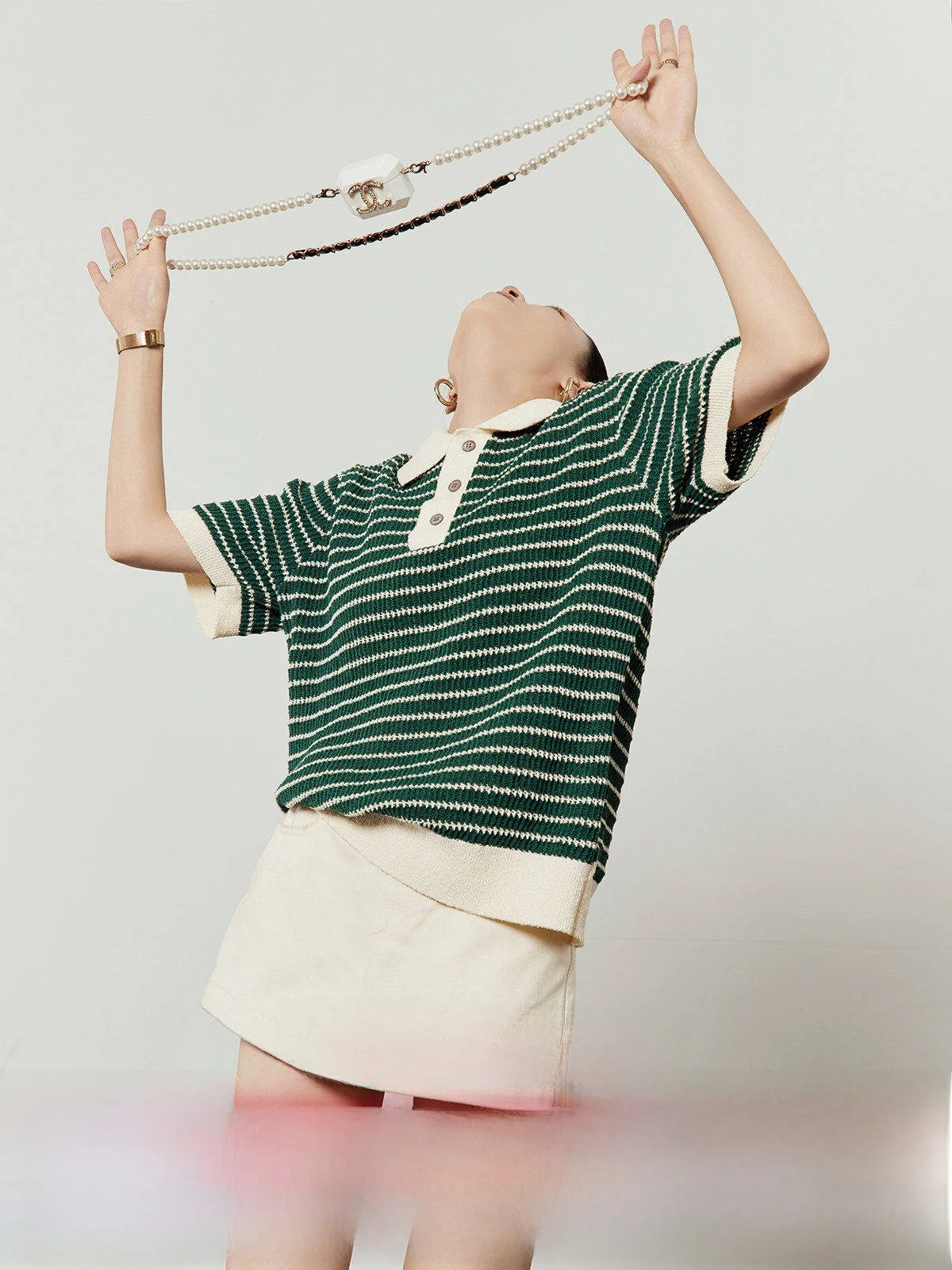 Loose Fit een Knitted Top Women's Summer New Design Color Blo Striped ort Sve Turn-down Collar Ne Pullover
Loose Fit een Knitted Top Women's Summer New Design Color Blo Striped ort Sve Turn-down Collar Ne Pullover