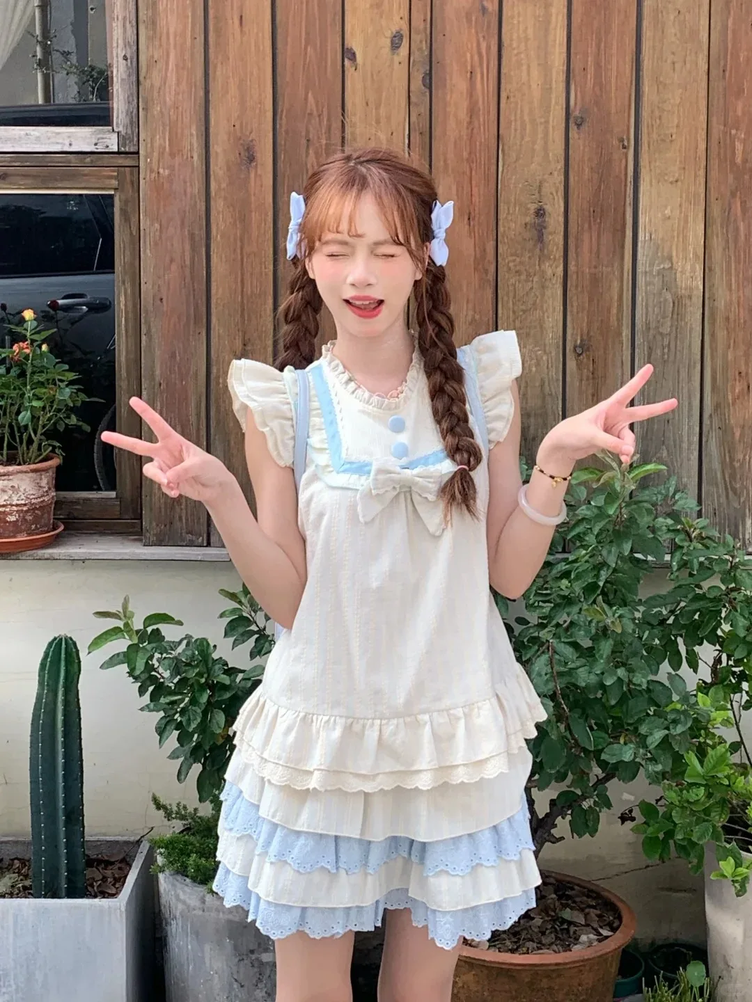 Japanese Sweet Two Piece Set Women Sleeveless Blouse + Lace Ruffle Layered Skirt Casual Daily Campus Summer Cute Fashion Sets
Japanese Sweet Two Piece Set Women Sleeveless Blouse + Lace Ruffle Layered Skirt Casual Daily Campus Summer Cute Fashion Sets