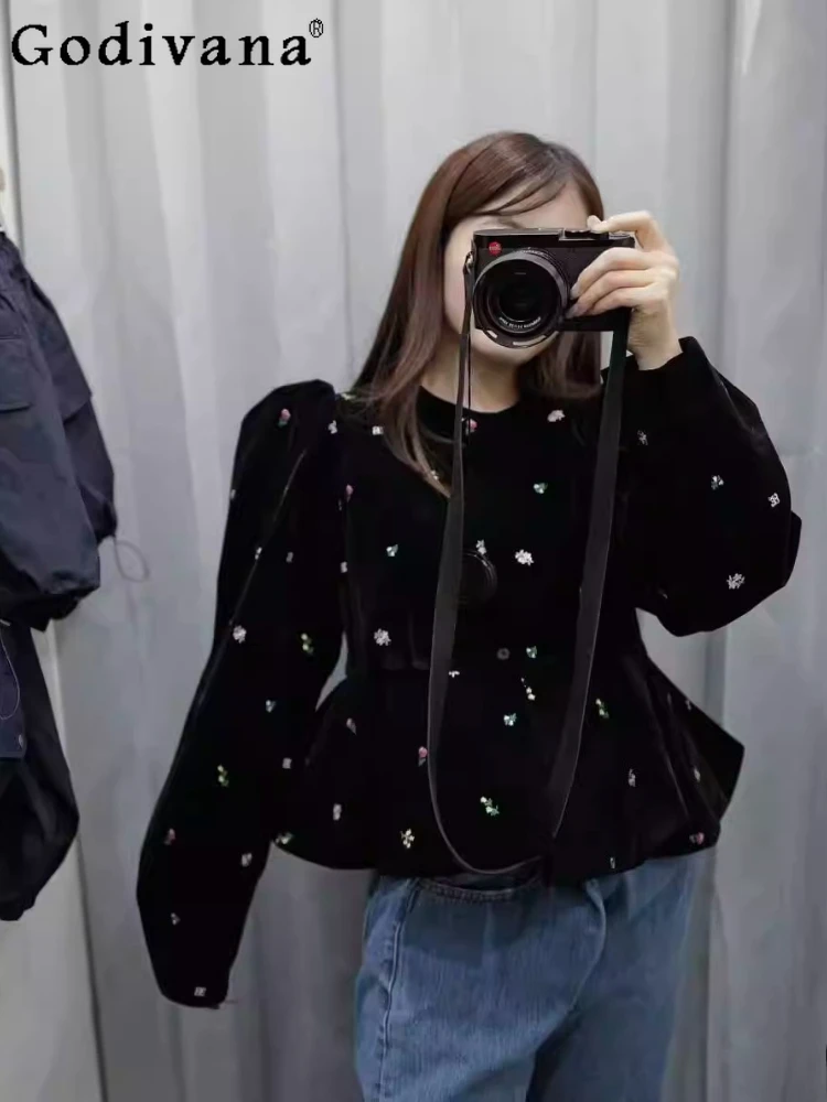 Весенний комплект 2026: Жакет в японском стиле из бархата с вышивкой, женский приталенный элегантный ретро-пиджак, длинный рукав, комплект с жилетом и брюками
Весенний комплект 2026: Жакет в японском стиле из бархата с вышивкой, женский приталенный элегантный ретро-пиджак, длинный рукав, комплект с жилетом и брюками