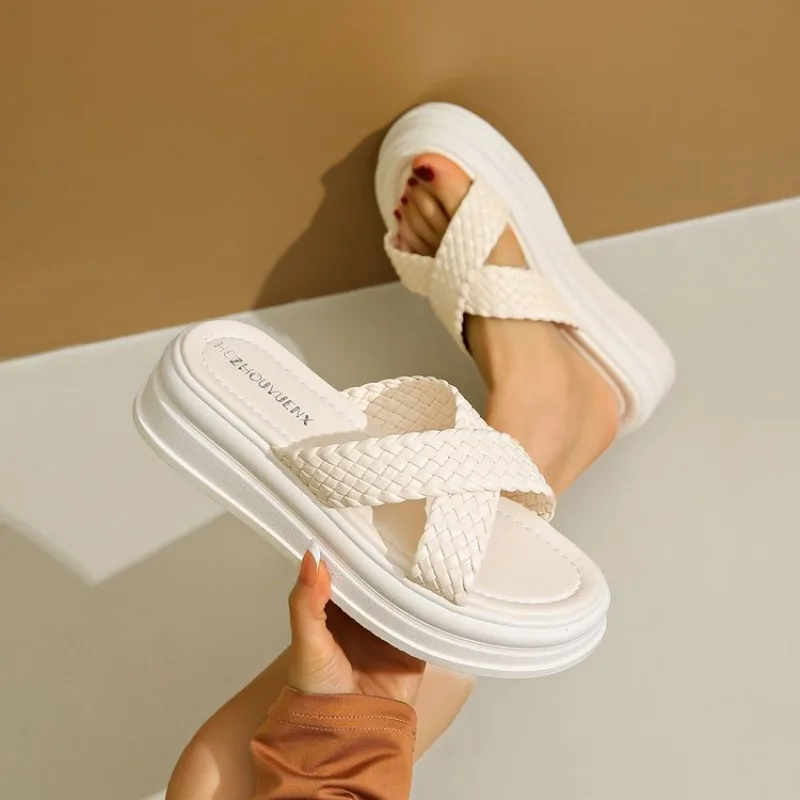 High Platform Slippers For Women Open Toe Leather Wedges Chunky Sandals New Summer Thick Bottom Female Beach Flip Flops
High Platform Slippers For Women Open Toe Leather Wedges Chunky Sandals New Summer Thick Bottom Female Beach Flip Flops