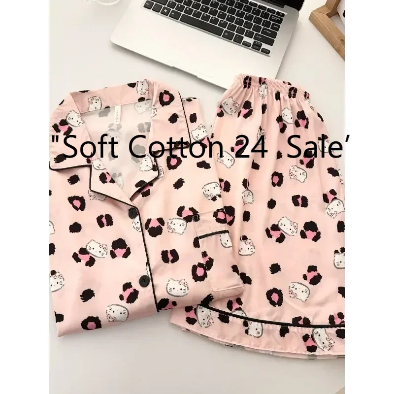Pink Hello Kitty pajamas two-piece set, summer new cartoon cute loungewear, Sanrio loungewear set, cute pajamas two-piece set
Pink Hello Kitty pajamas two-piece set, summer new cartoon cute loungewear, Sanrio loungewear set, cute pajamas two-piece set