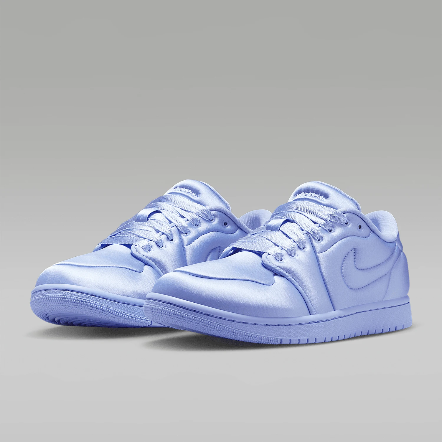 Nike genuine 2025 women's sports training wear-resistant practical basketball shoes HF3969-400
Nike genuine 2025 women's sports training wear-resistant practical basketball shoes HF3969-400