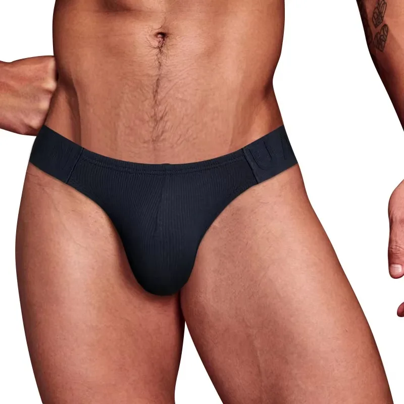 Simple, solid color, solid color, high-fork low-rise briefs, full-pack hip-irritation pouch, shorts AD761
Simple, solid color, solid color, high-fork low-rise briefs, full-pack hip-irritation pouch, shorts AD761