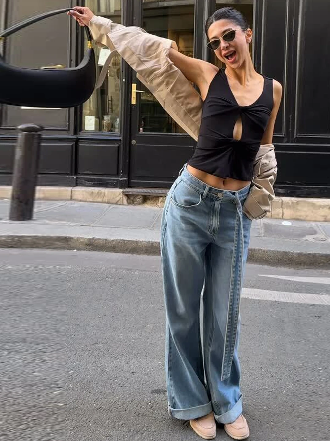 Wide Leg Jeans Women's Loose Fit Vintage Distressed Slimming Low Waist Cotton Straight Cut Trousers
Wide Leg Jeans Women's Loose Fit Vintage Distressed Slimming Low Waist Cotton Straight Cut Trousers