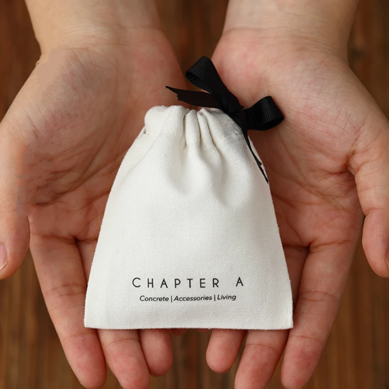 Canvas Gift Pouch Cotton Drawstring Bag Packing Jewelry Party Wedding Storage Reusable Sachet Grosgrain Ribbon Print Logo Custom
Canvas Gift Pouch Cotton Drawstring Bag Packing Jewelry Party Wedding Storage Reusable Sachet Grosgrain Ribbon Print Logo Custom