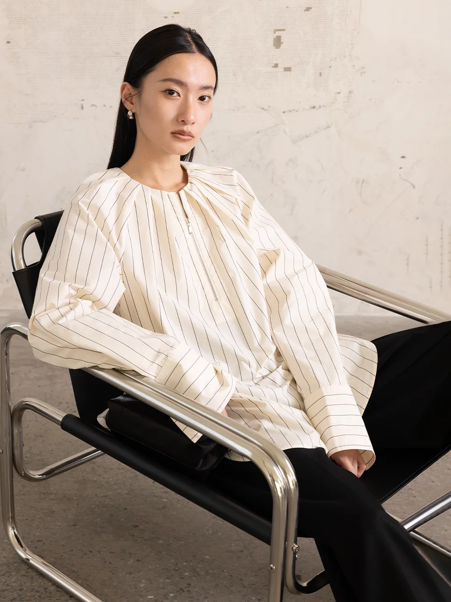 S-RUNBEAR Повседневная женская рубашка в полоску с молнией, длинными рукавами, из смесового хлопка и полиэстера, с круглым вырезом, свободного кроя, летняя мода
S-RUNBEAR Повседневная женская рубашка в полоску с молнией, длинными рукавами, из смесового хлопка и полиэстера, с круглым вырезом, свободного кроя, летняя мода