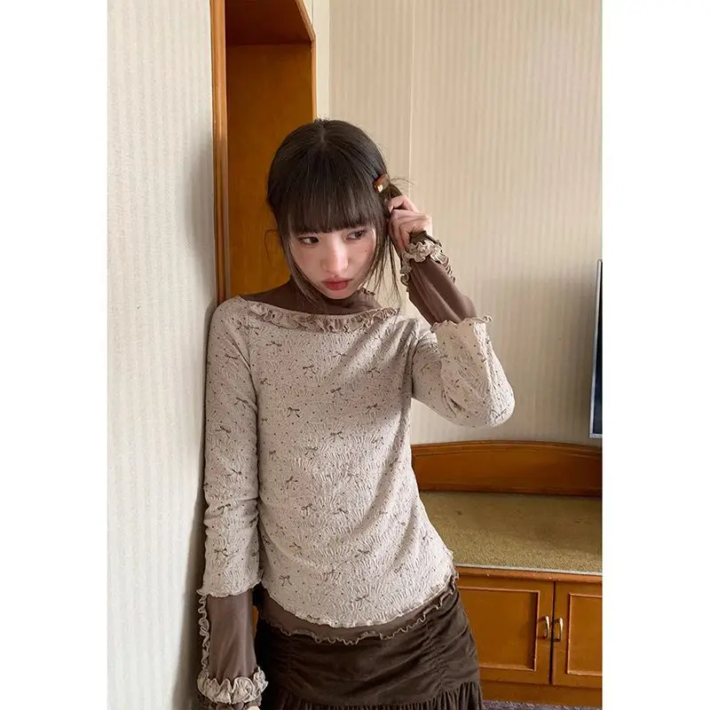 Fake Two-piece Patchwork Long-sleeve T-shirt for Women Autumn Flange Edge Small Shirt Lazy Half-turtleneck Base Top
Fake Two-piece Patchwork Long-sleeve T-shirt for Women Autumn Flange Edge Small Shirt Lazy Half-turtleneck Base Top