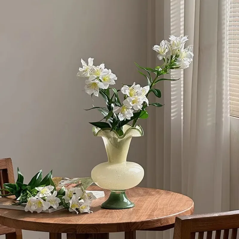 HYS green glass vase home color matching flower arrangement decoration
HYS green glass vase home color matching flower arrangement decoration