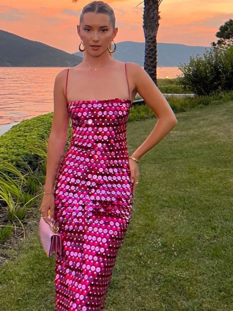 Sexy Slim Sequin Dress Women Elegant Solid Backless Spaghetti Strap Party Dresses 2023 New Chic Lady Long Vestidos
Sexy Slim Sequin Dress Women Elegant Solid Backless Spaghetti Strap Party Dresses 2023 New Chic Lady Long Vestidos