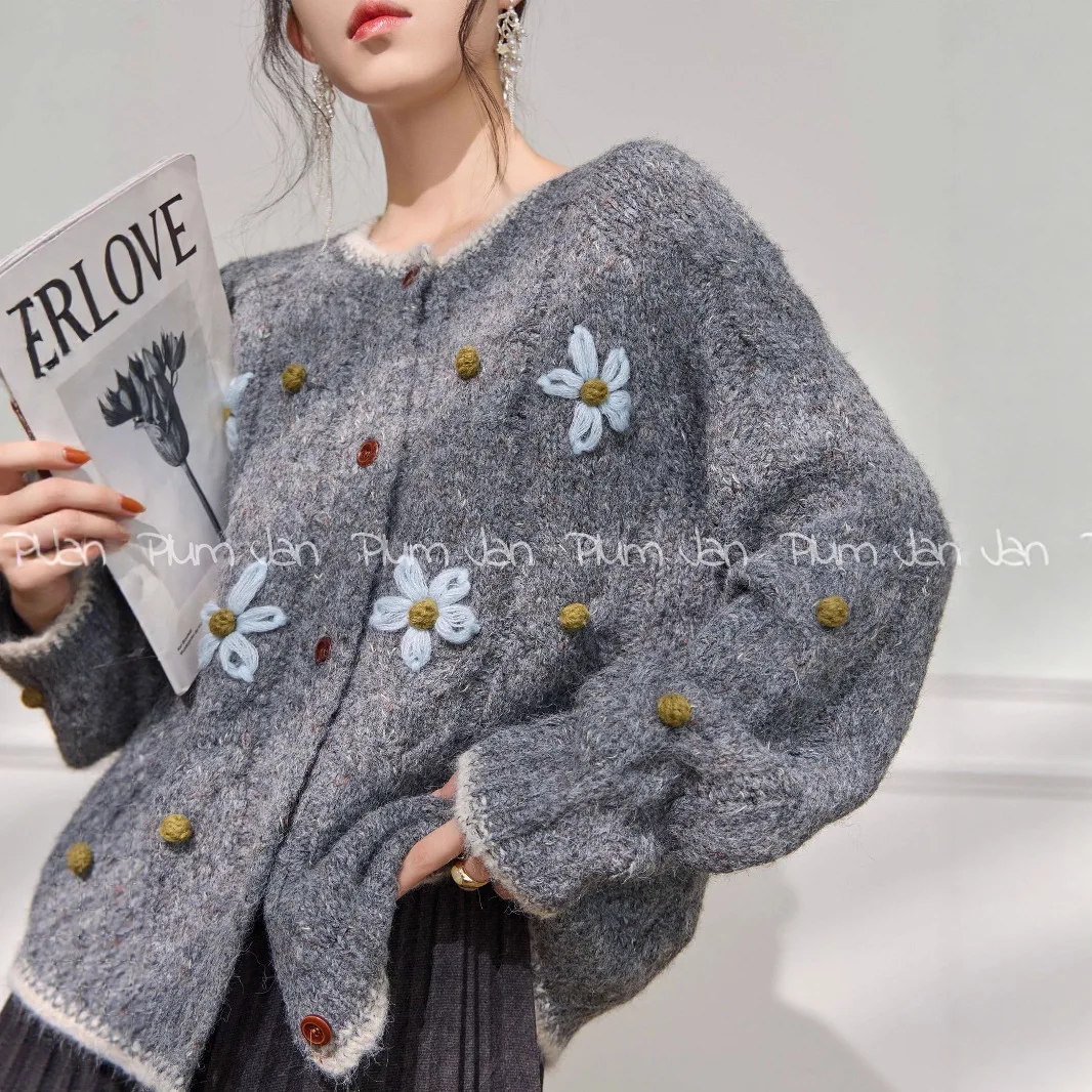 Lazy Style Autumn and Winter Sweater 2025 New Knitted Sweater Cardigan Jacket Gentle Korean Style Top
Lazy Style Autumn and Winter Sweater 2025 New Knitted Sweater Cardigan Jacket Gentle Korean Style Top