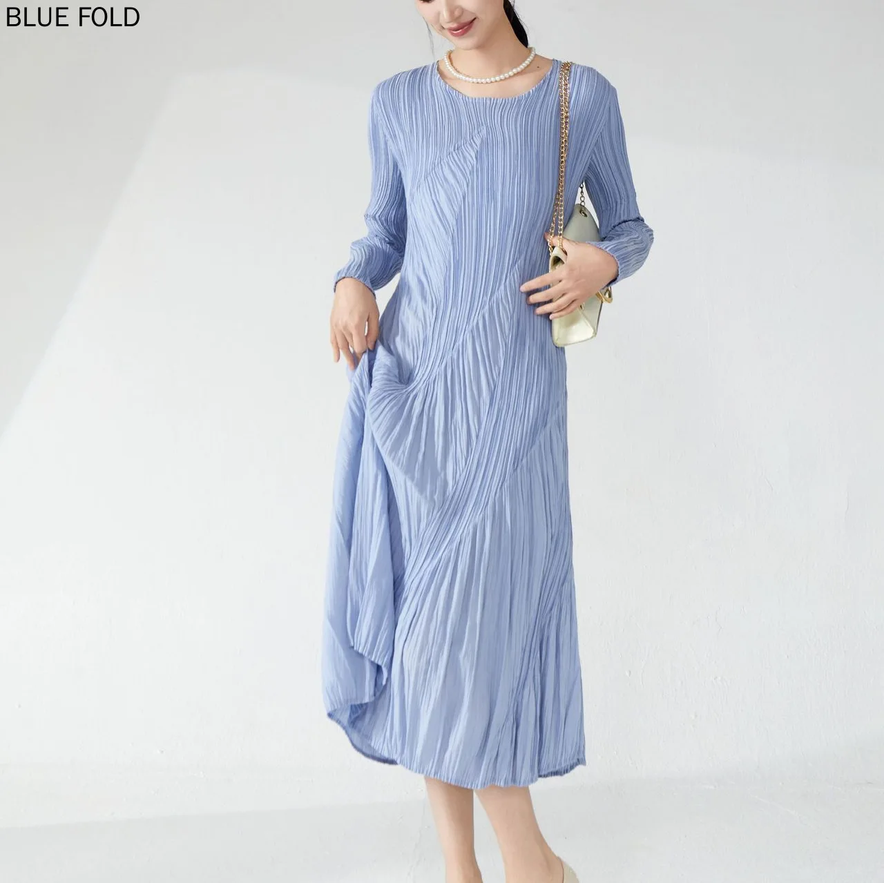 Miyake PLEATS High-end Summer Dress for Women Long-sleeved A-line Dress Mid-length Refined and High-end Style High Quality
Miyake PLEATS High-end Summer Dress for Women Long-sleeved A-line Dress Mid-length Refined and High-end Style High Quality
