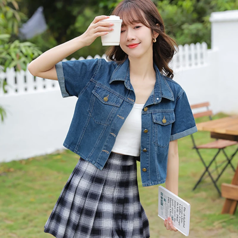 2023 New Summer Women Denim Jacket Casual Short Famale Jeans Coat Outerwear
2023 New Summer Women Denim Jacket Casual Short Famale Jeans Coat Outerwear